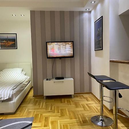 Cika Ljuba Apartamento Belgrado Exterior foto
