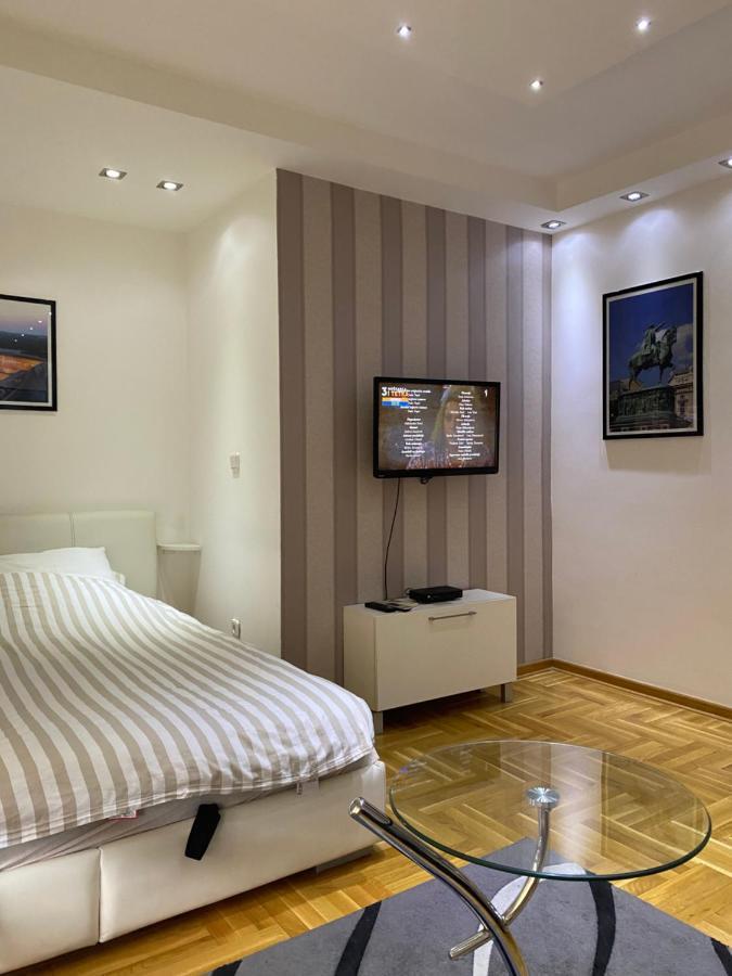 Cika Ljuba Apartamento Belgrado Exterior foto