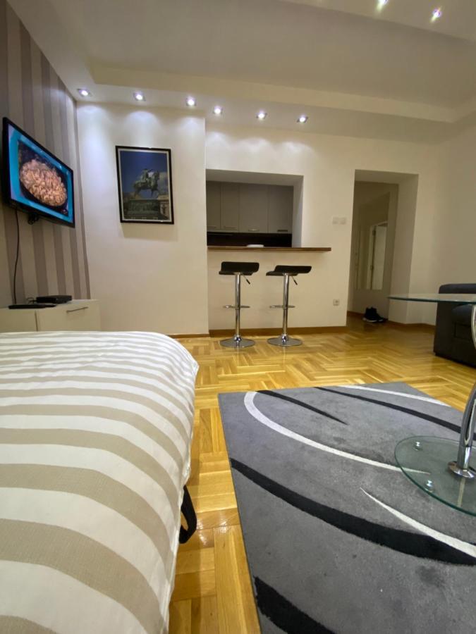 Cika Ljuba Apartamento Belgrado Exterior foto