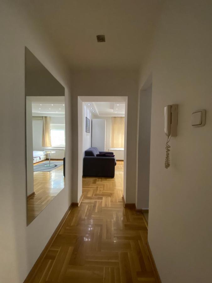 Cika Ljuba Apartamento Belgrado Exterior foto